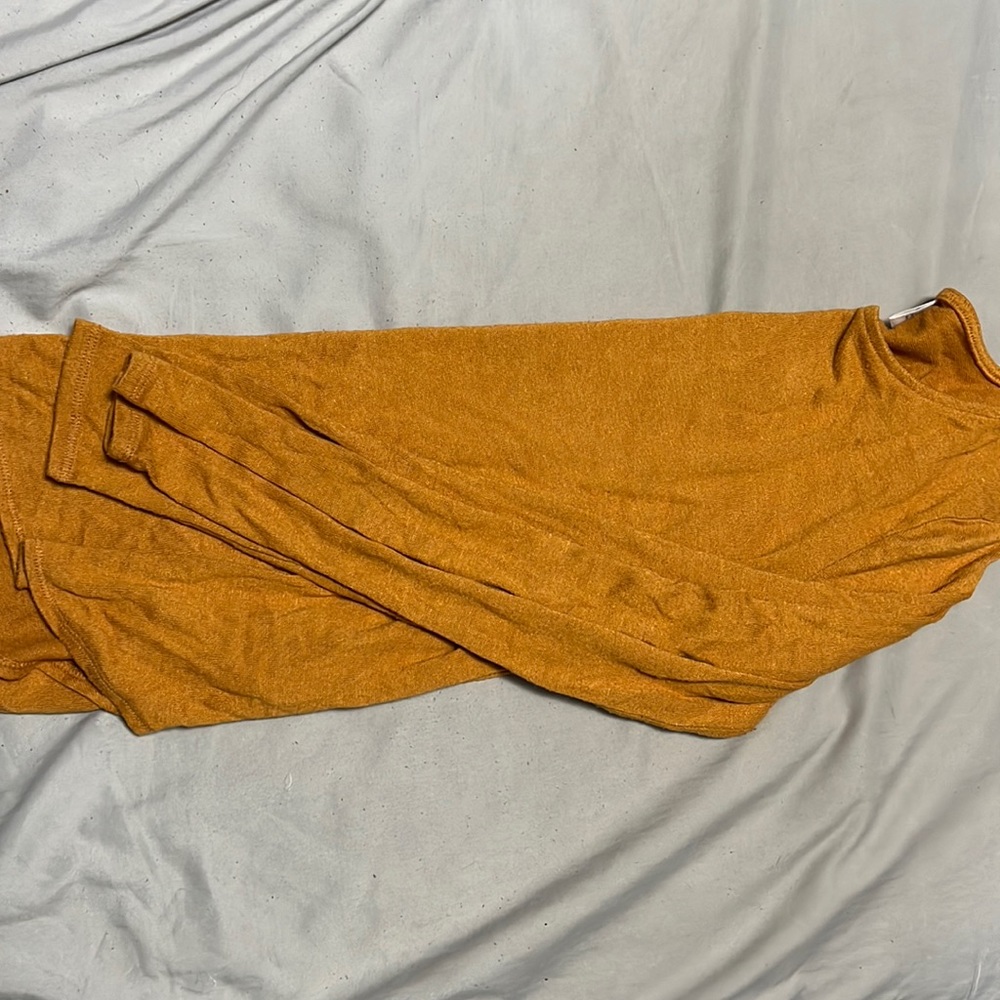 old navy long sleeve